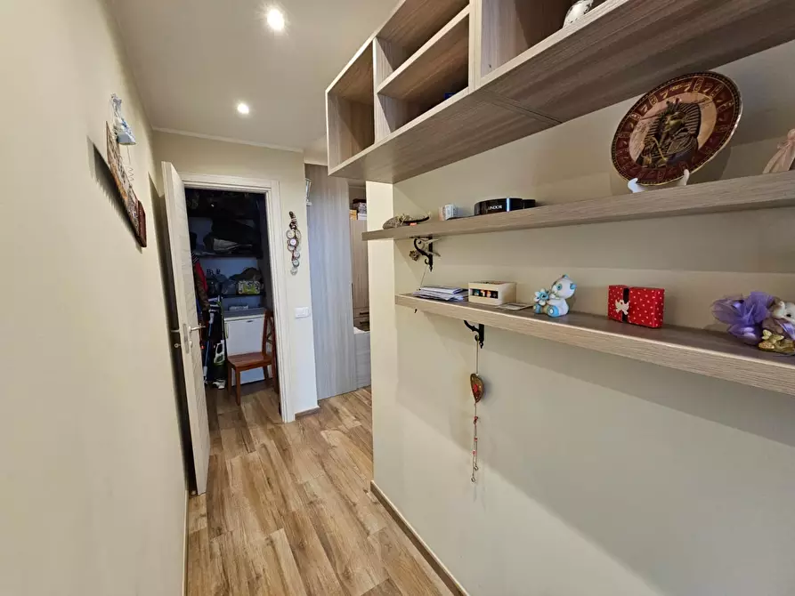 Immagine 24 di Bilocale in vendita  a Genova