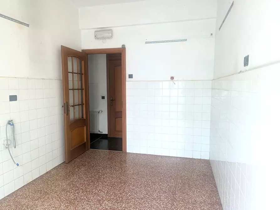Immagine 13 di Trilocale in vendita  in Salita Serra Riccò 13 a Genova