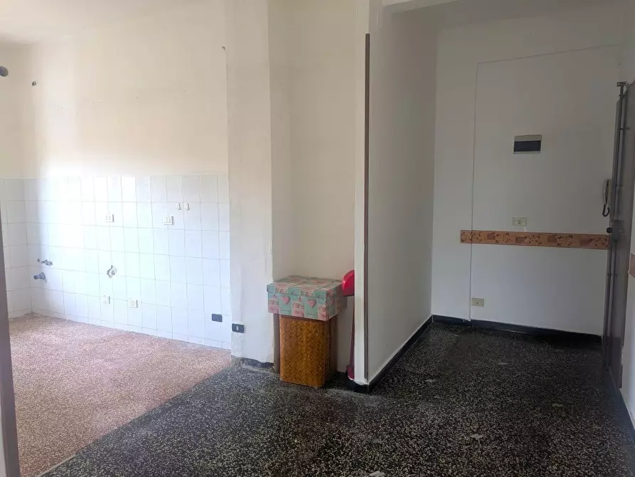 Immagine 10 di Bilocale in vendita  in Via Campomorone 75 a Genova