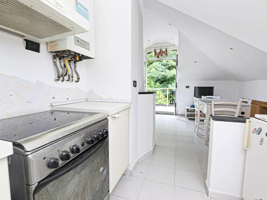 Immagine 10 di Quadrilocale in vendita  in Via Torbi 7 a Ceranesi