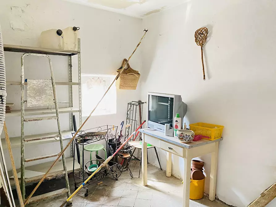 Immagine 34 di Trilocale in vendita  in Via Martiri della Libertà 6 a Campomorone