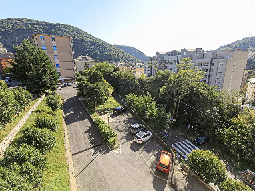 Immagine 42 di Pentalocale in vendita  in Via delle Acacie 10 a Genova