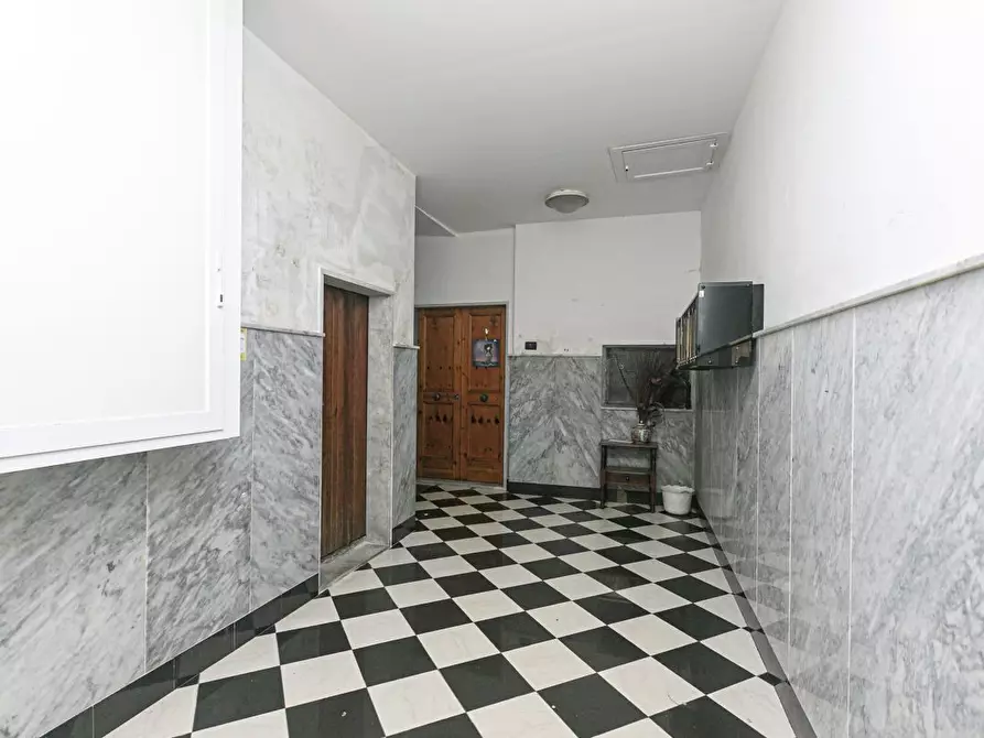 Immagine 22 di Bilocale in vendita  in Via Beata Chiara 4 a Genova