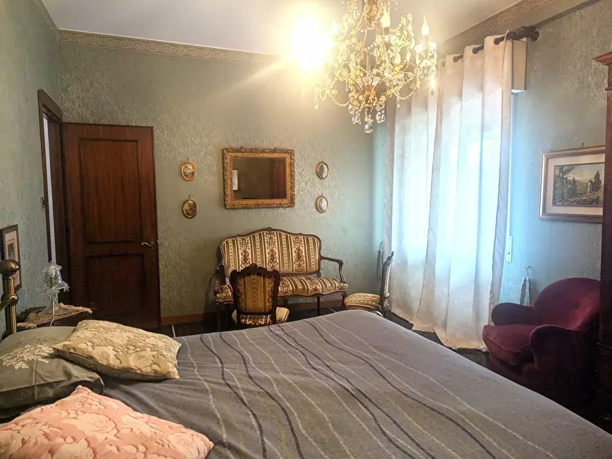 Immagine 15 di Trilocale in vendita  in Via Campomorone 40R a Genova