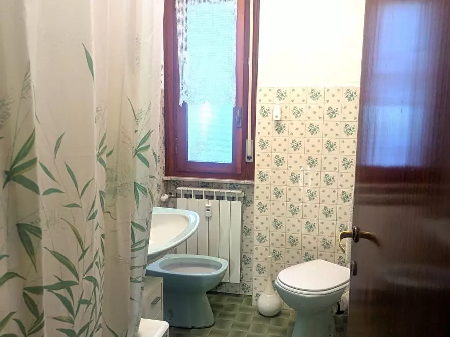 Immagine 28 di Quadrilocale in vendita  in Via Milite Ignoto 11 a Mignanego