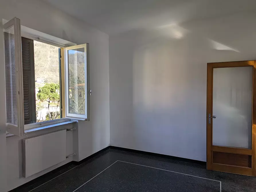 Immagine 43 di Quadrilocale in vendita  in Via Padre Francesco Borghero 33 a Ronco Scrivia