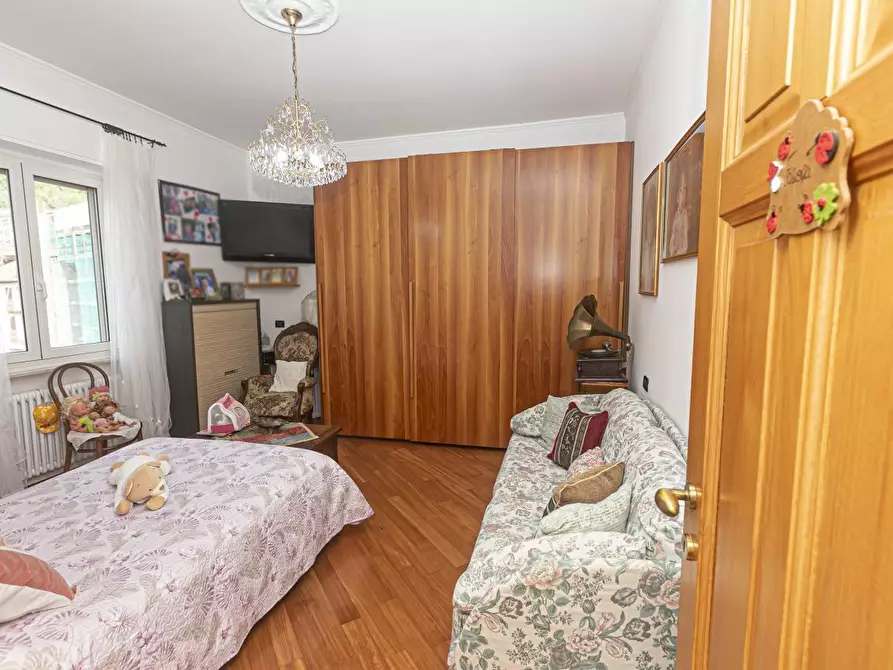 Immagine 18 di Trilocale in vendita  in Via Clemente Rebora 11 a Campomorone