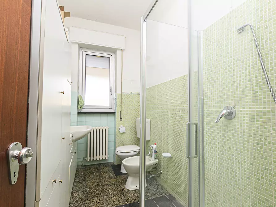 Immagine 24 di Pentalocale in vendita  in Via Bartolomeo Parodi 22 a Ceranesi