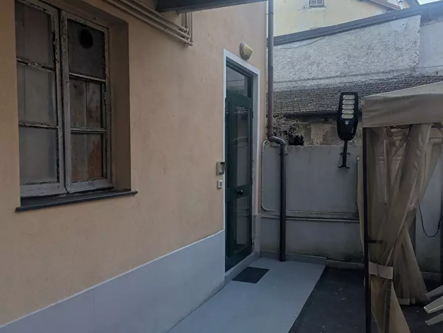 Immagine 3 di Bilocale in vendita  in Via Vittorio Veneto a Busalla