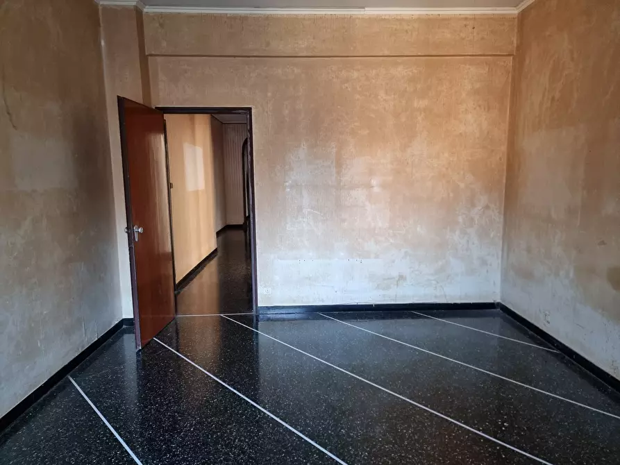 Immagine 19 di Pentalocale in vendita  in Via Paolo Anfossi 68c a Genova