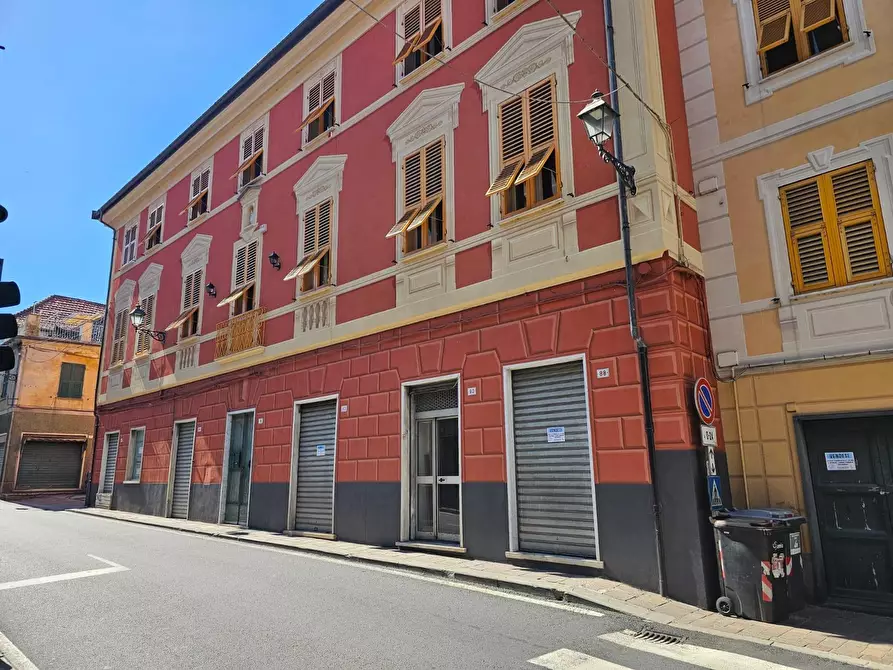 Immagine 18 di Locale commerciale in vendita  in Via A. Gavino 90 R a Campomorone