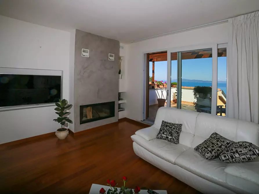 Immagine 5 di Attico in vendita  a Monte Argentario