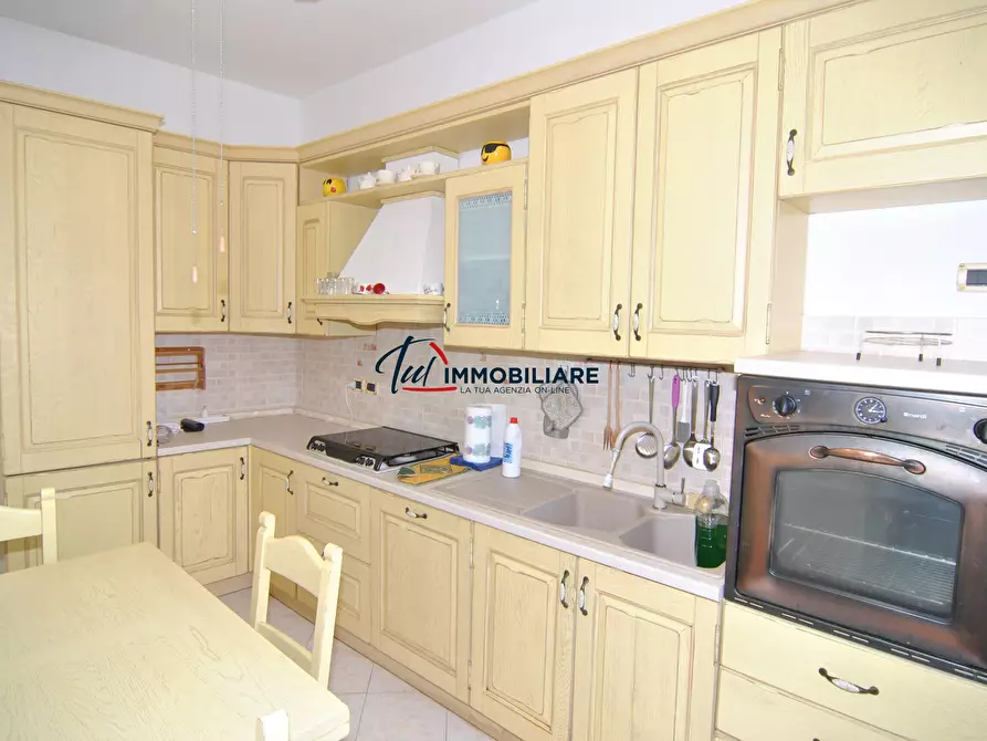 Immagine 8 di Trilocale in vendita  in Piazza Gavi 5 a Livorno