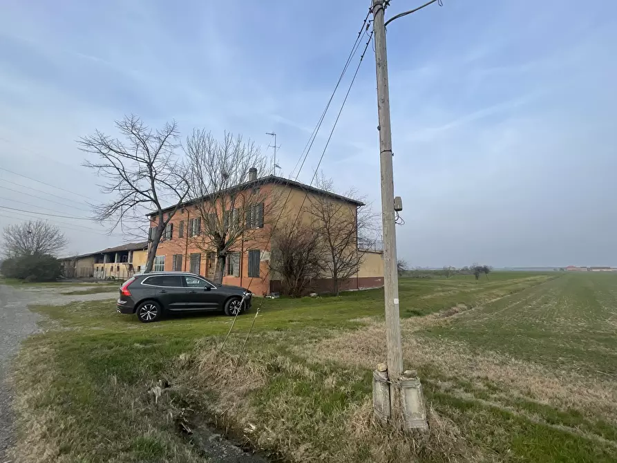 Immagine 10 di Azienda agricola in vendita  in Via al Serraglio 35 a Colorno