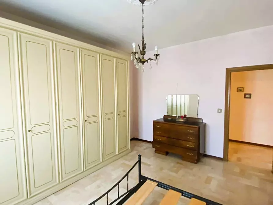 Immagine 16 di Villetta a schiera in vendita  in Argine Filippina 104 a Sissa Trecasali