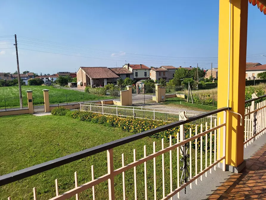 Immagine 35 di Villa in vendita  in Strada Cinta Fossa 6a a Roccabianca