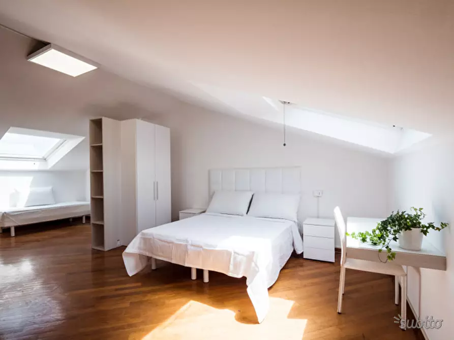 Immagine 16 di Appartamento in vendita  a Senigallia