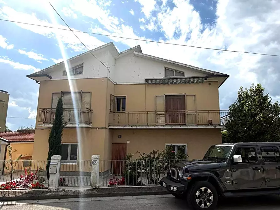 Immagine 30 di Casa bifamiliare in vendita  in Strada Comunale-Vallone a Senigallia