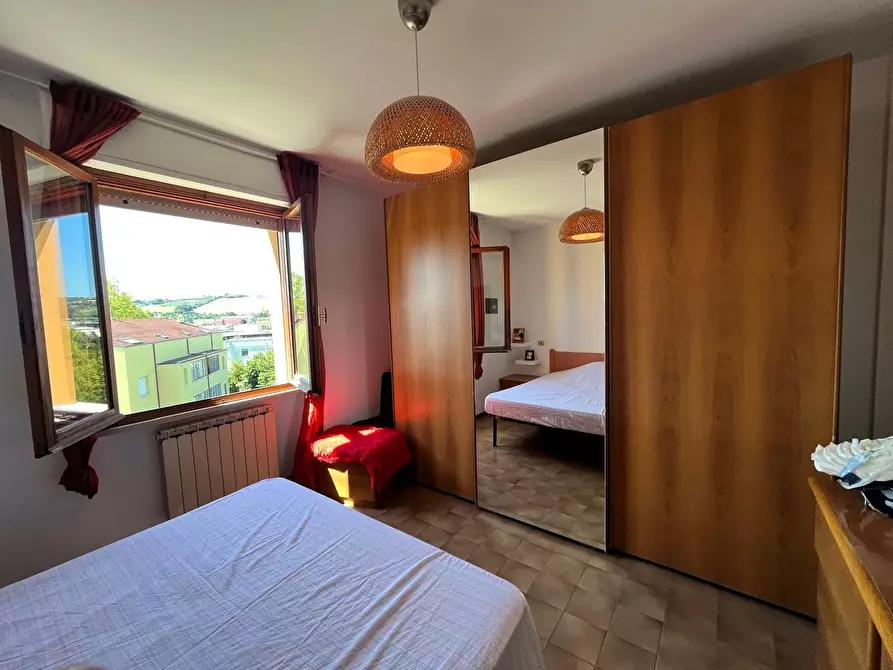 Immagine 15 di Quadrilocale in vendita  a Senigallia