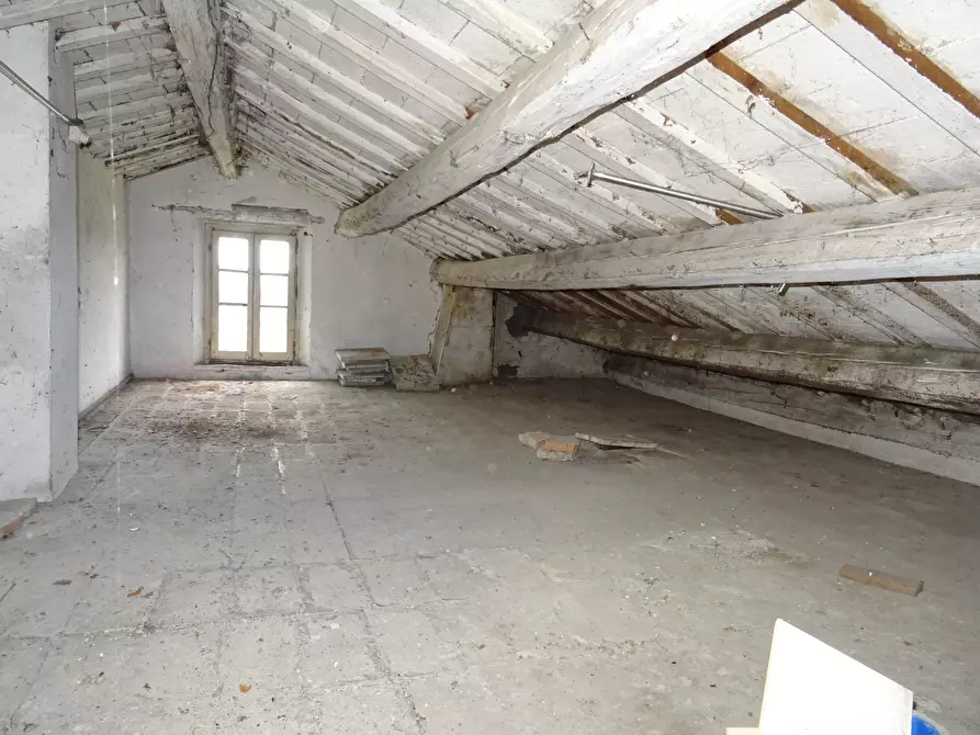 Immagine 17 di Rustico / casale in vendita  a Corinaldo