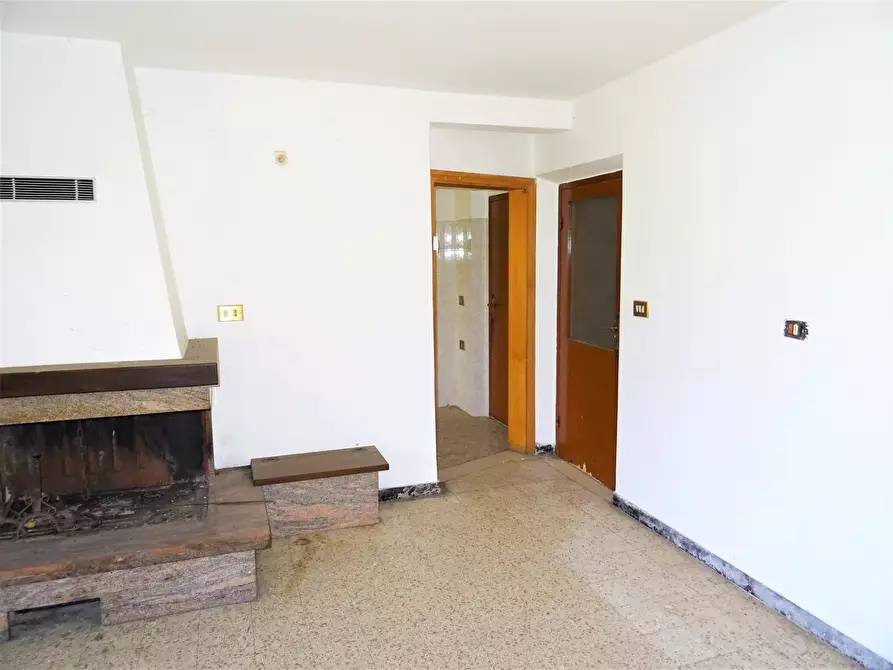 Immagine 6 di Rustico / casale in vendita  a Corinaldo