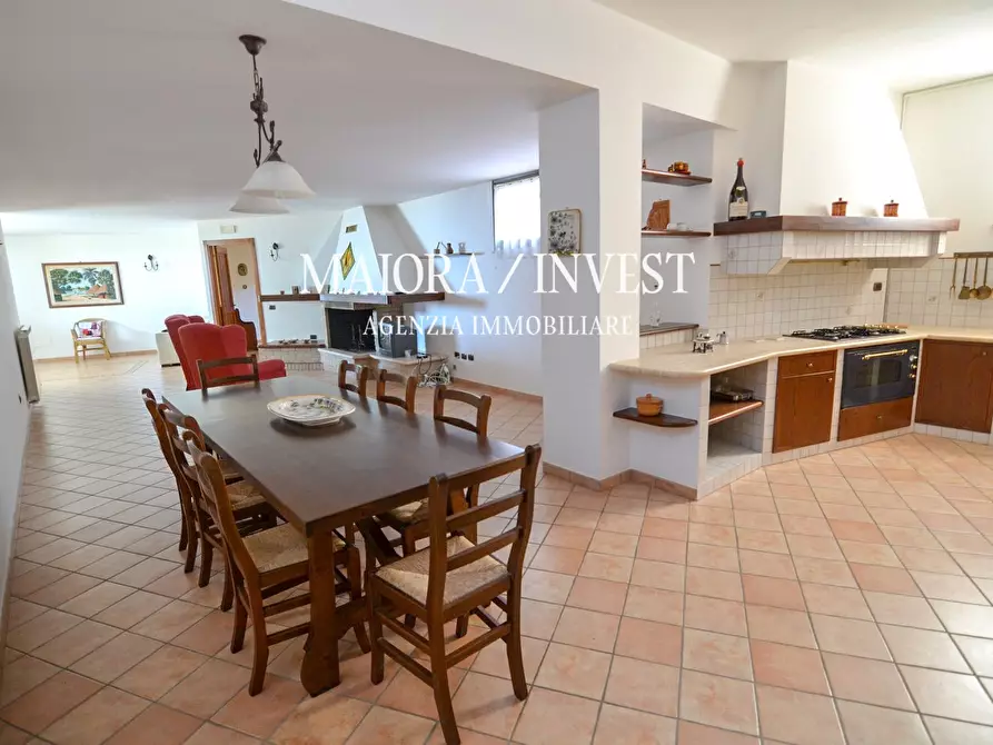 Immagine 50 di Villa in vendita  a Acquaviva Picena