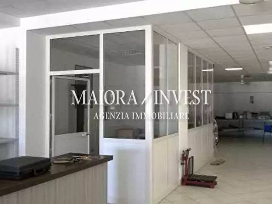 Immagine 3 di Locale commerciale in vendita  in via mediterraneo a Monteprandone