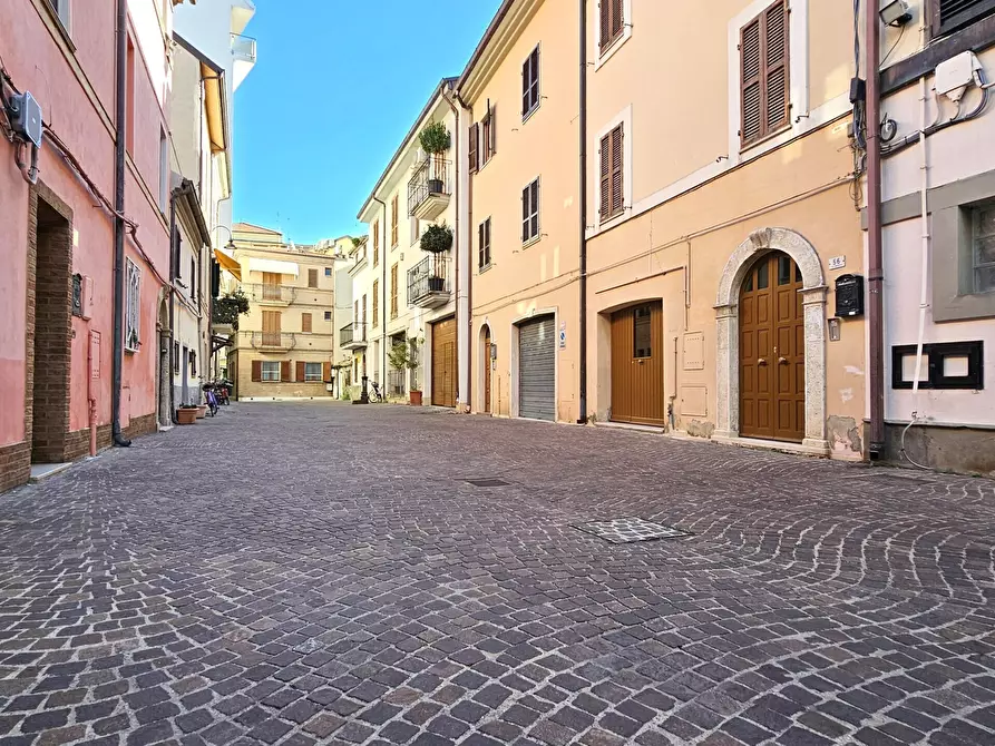 Immagine 2 di Trilocale in vendita  in via Laberinto 54 a San Benedetto Del Tronto