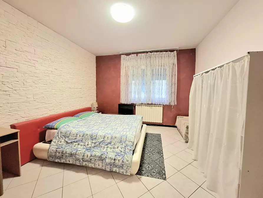 Immagine 12 di Bilocale in vendita  in Corso del Popolo 408 a Rovigo