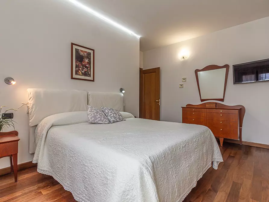 Immagine 28 di Villa in vendita  in Via Claudio Gallerani 2 a Terre Del Reno