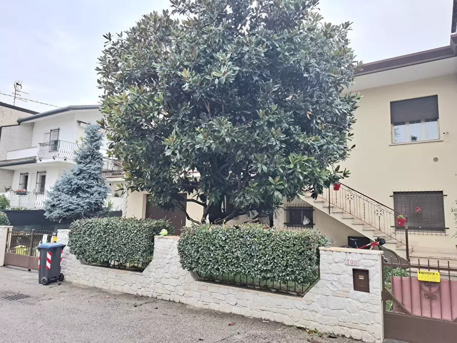 Immagine 4 di Casa bifamiliare in vendita  in Via Martiri di Belfiore 19 a Rovigo