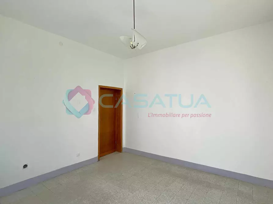 Immagine 28 di Porzione di casa in vendita  a Silvi