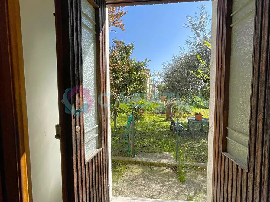 Immagine 5 di Porzione di casa in vendita  a Silvi