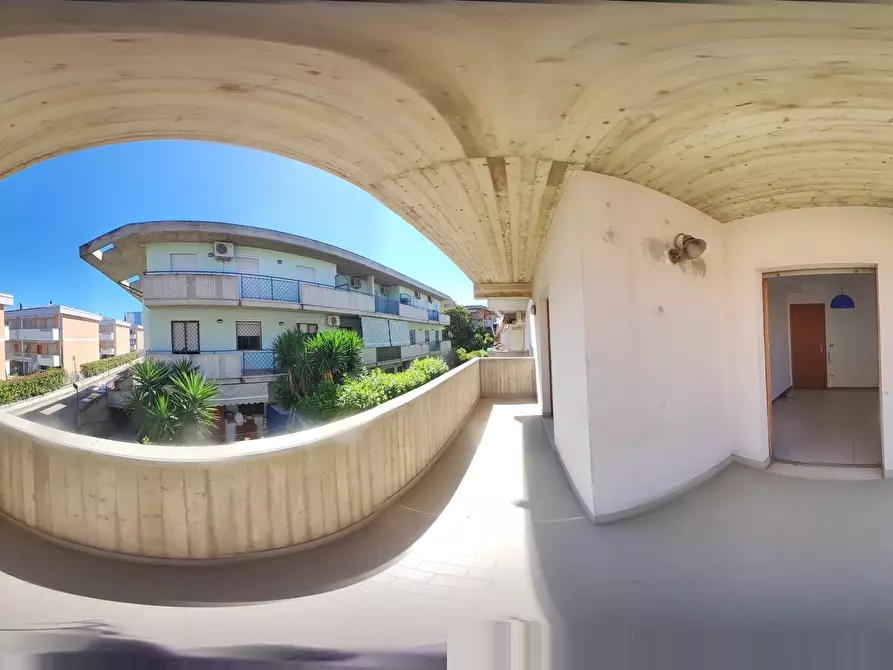 Immagine 37 di Quadrilocale in vendita  a Silvi