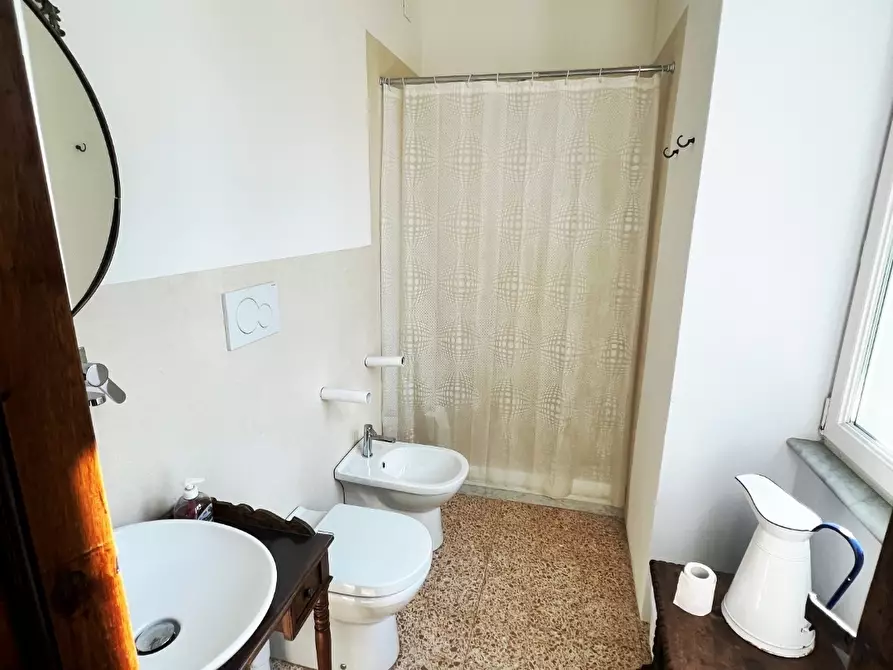Immagine 3 di Stanza singola in affitto  in Via San Francesco 19 a Sarzana