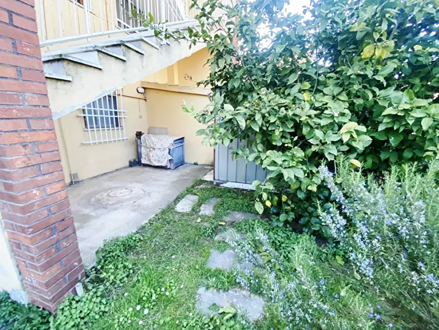 Immagine 30 di Casa trifamiliare in vendita  in Strada Statale 1 189 a Castelnuovo Magra