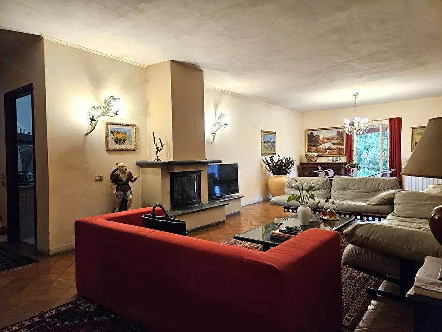 Immagine 9 di Villa in vendita  in Via Prulla 15 a Sarzana