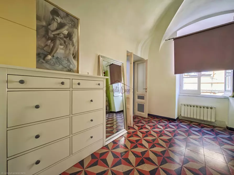 Immagine 36 di Trilocale in vendita  a Sarzana