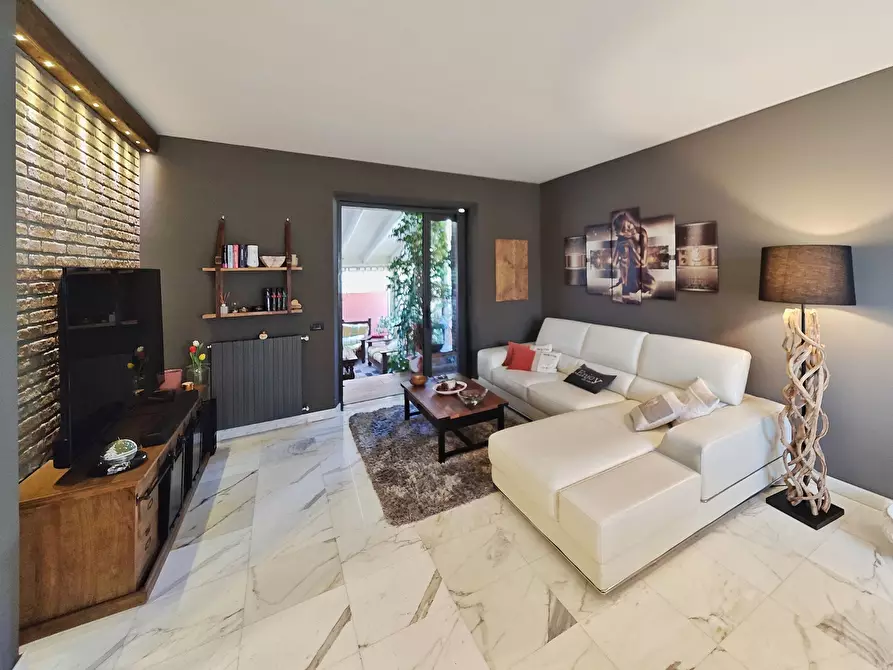 Immagine 18 di Villetta a schiera in vendita  in Via Fonda 11 a Fosdinovo