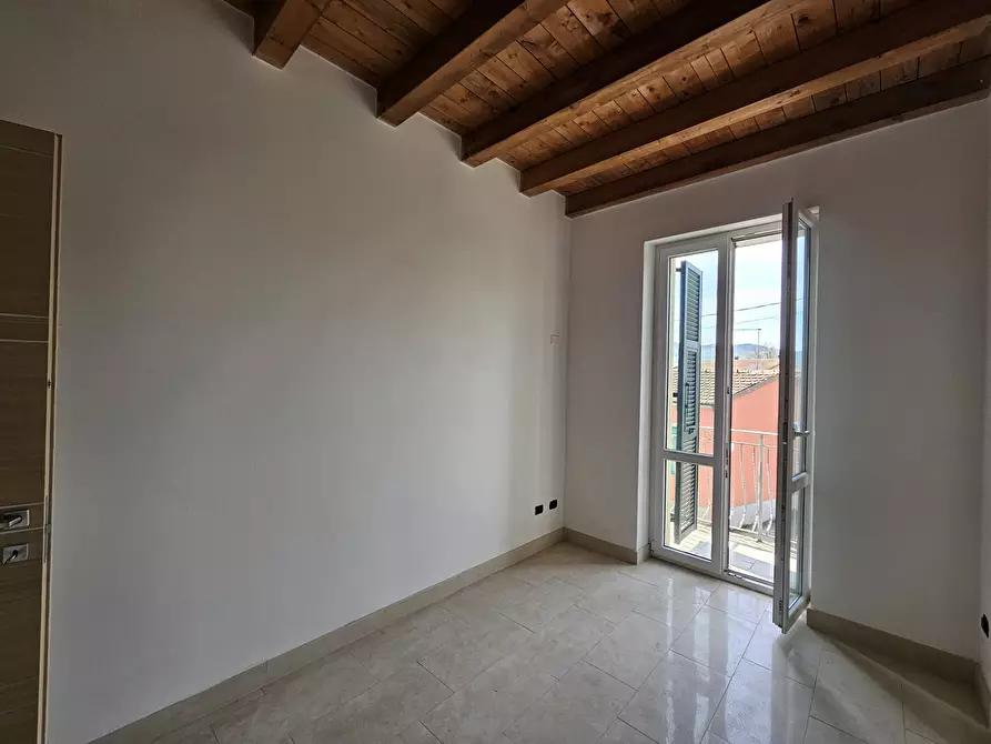 Immagine 17 di Quadrilocale in vendita  in Via Cisa 95 a Sarzana