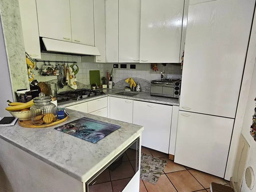 Immagine 5 di Trilocale in vendita  in Via XXV Aprile 44 a Ameglia