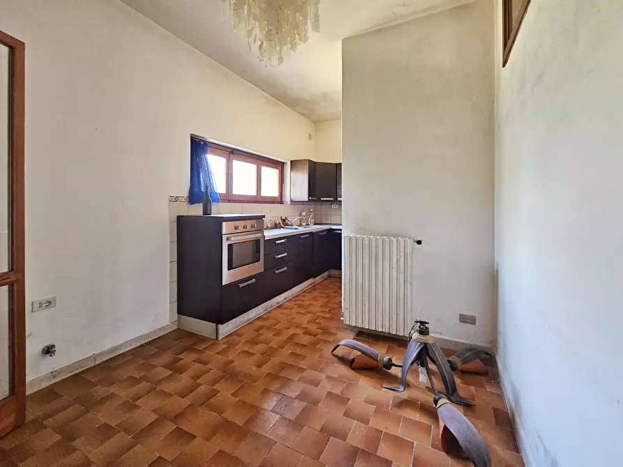 Immagine 21 di Villa in vendita  in Via Dogana 10 a Ortonovo