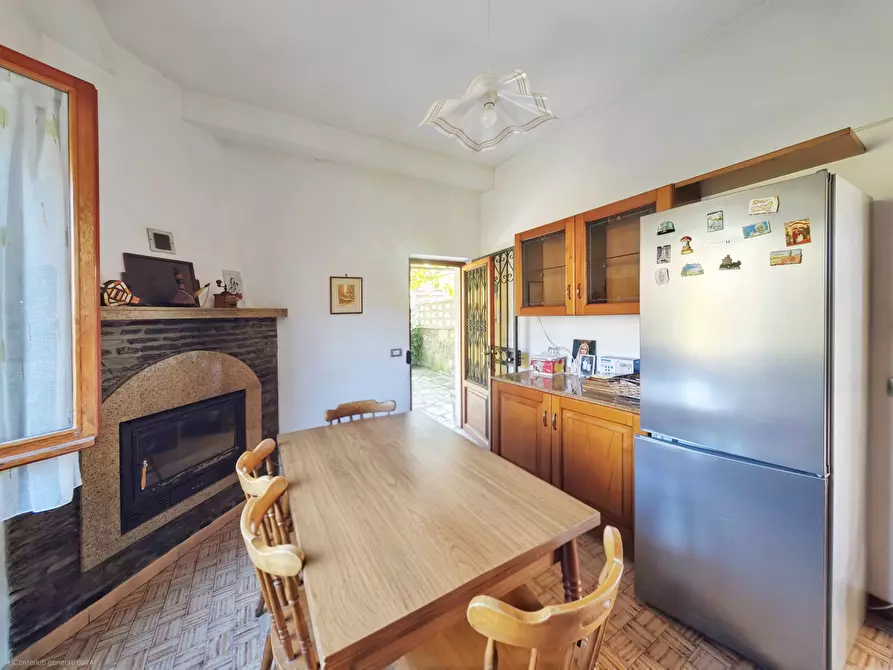 Immagine 9 di Casa indipendente in vendita  in Via della Grillaia 5 a Ortonovo