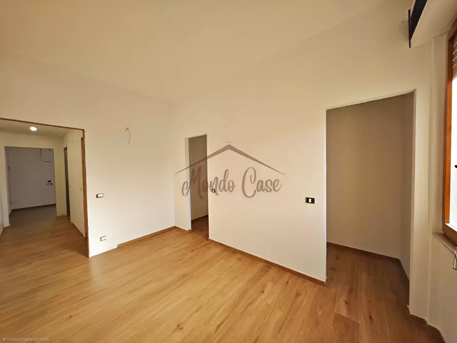 Immagine 28 di Porzione di casa in vendita  in Via dei Molini 148 a Sarzana