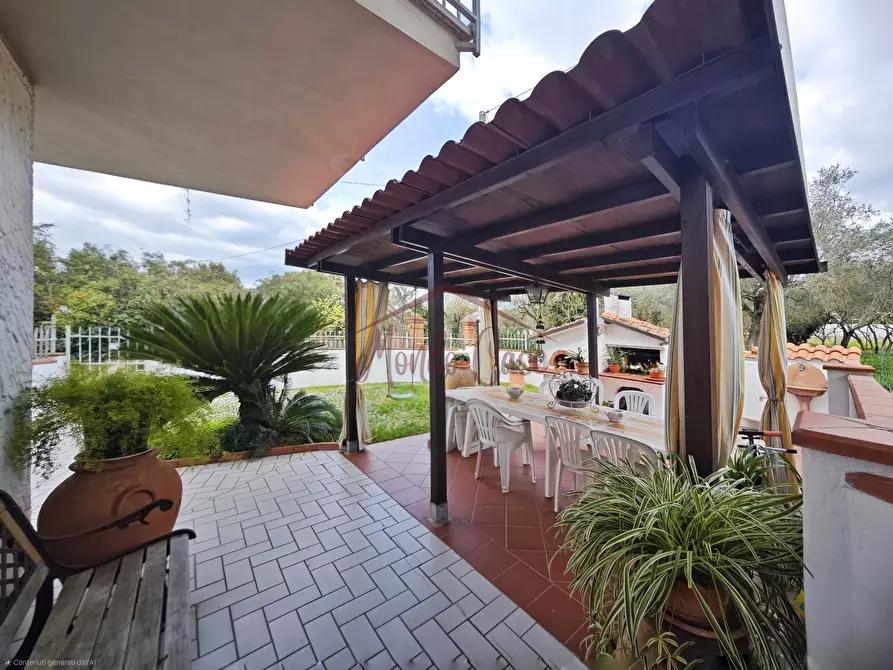 Immagine 48 di Porzione di casa in vendita  a Fosdinovo