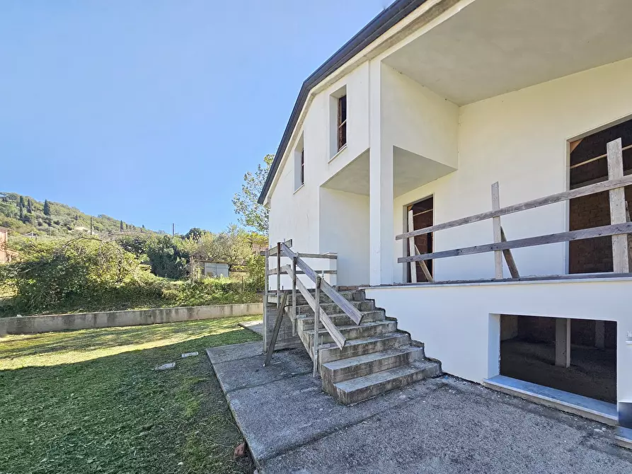 Immagine 5 di Porzione di casa in vendita  in Via Turì 67 a Sarzana