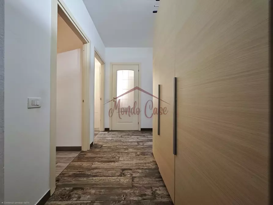 Immagine 60 di Pentalocale in vendita  in Via Socrate Benacci 29 a Sarzana