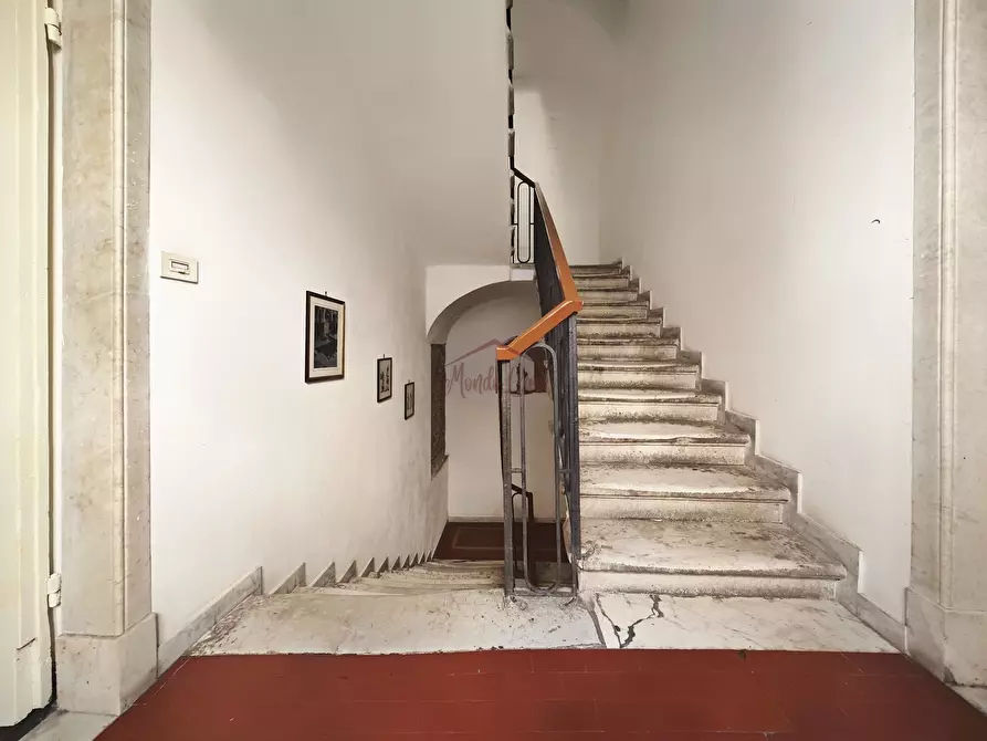 Immagine 39 di Trilocale in vendita  a Sarzana