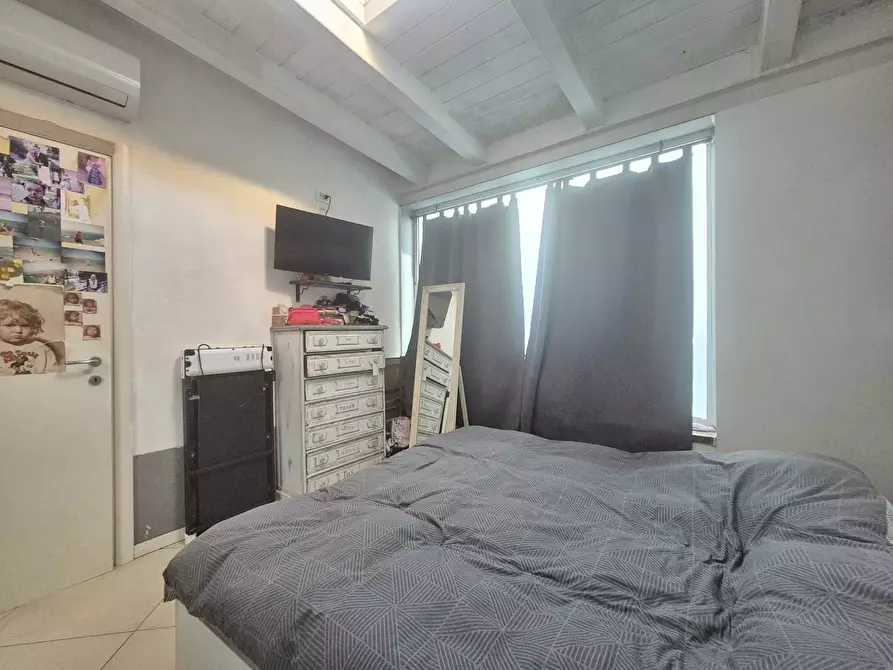 Immagine 8 di Bilocale in vendita  in Via Nave 16 a Sarzana