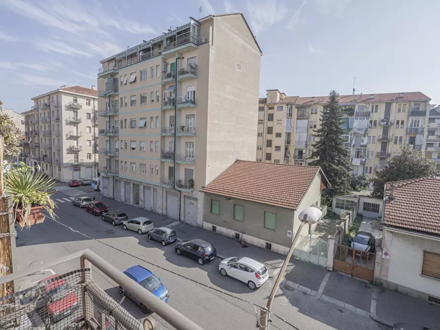 Immagine 24 di Trilocale in vendita  in Via Viterbo 123 a Torino